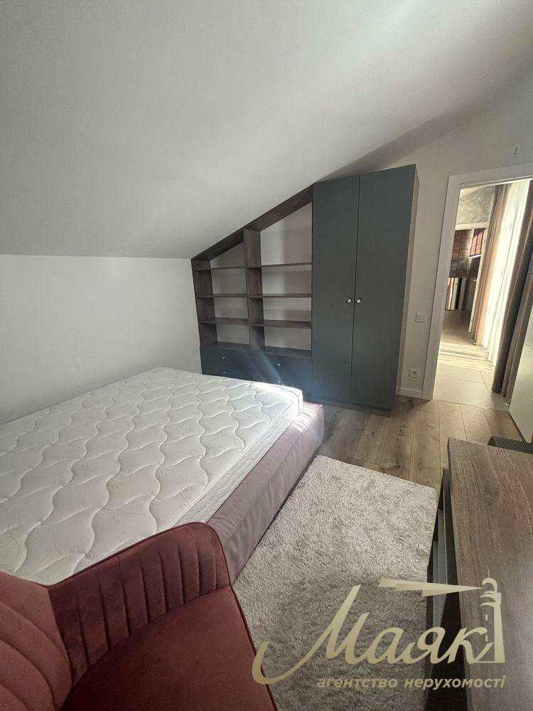 1878481378720629