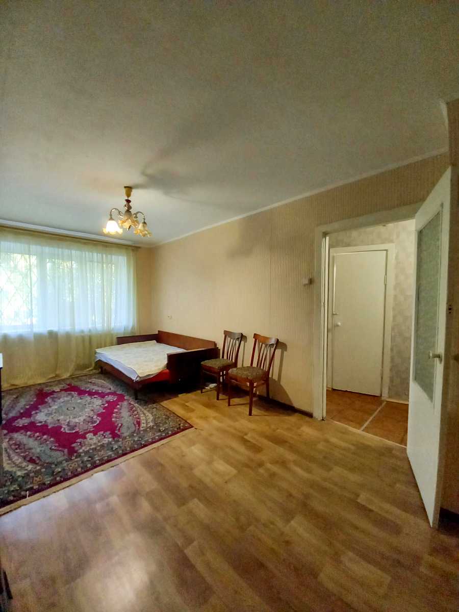 1878483700671258