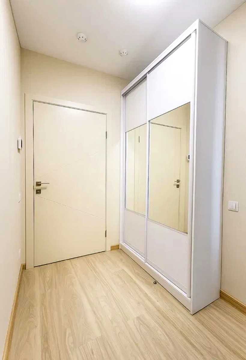 1878484335010947
