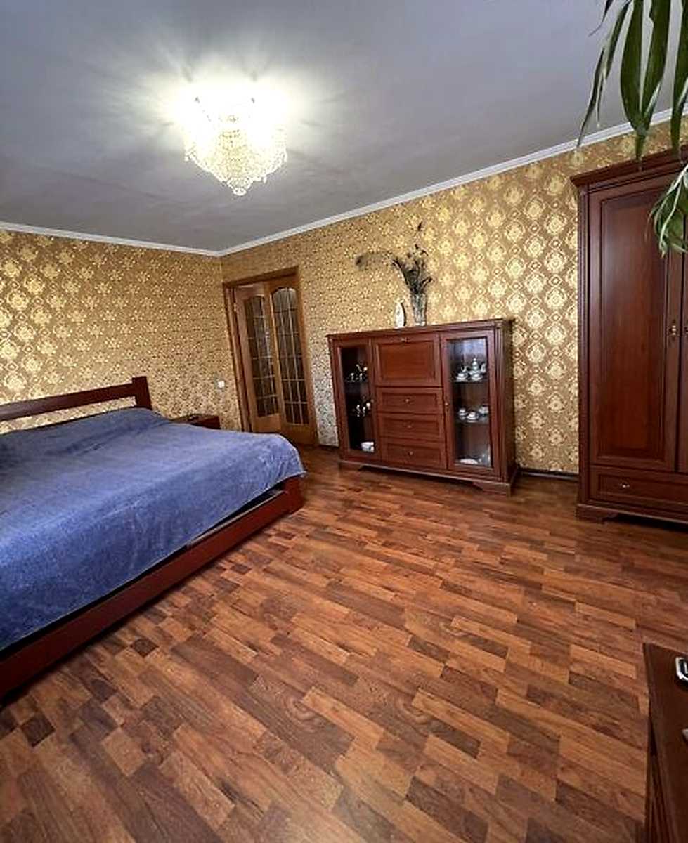 1878484367024001