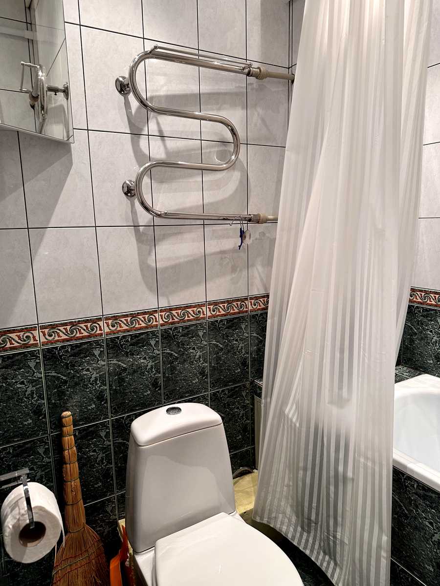 1878484661490062