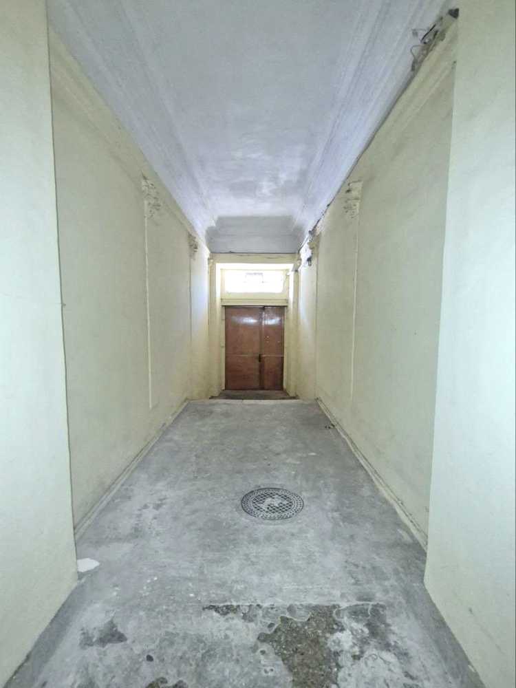 1878485249995221