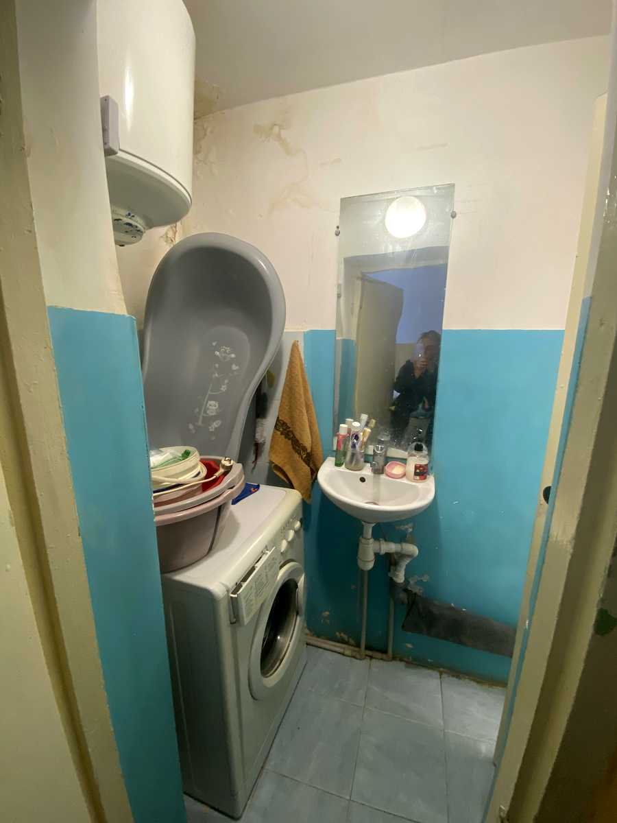 1878485856636741