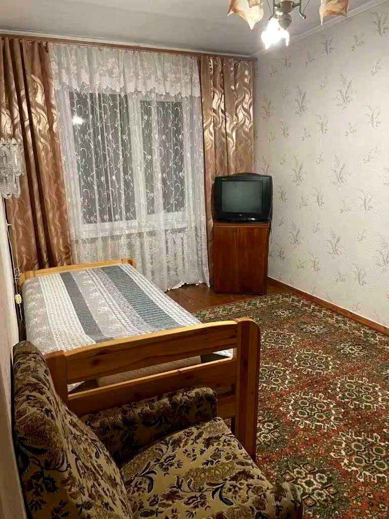 1878485953983774