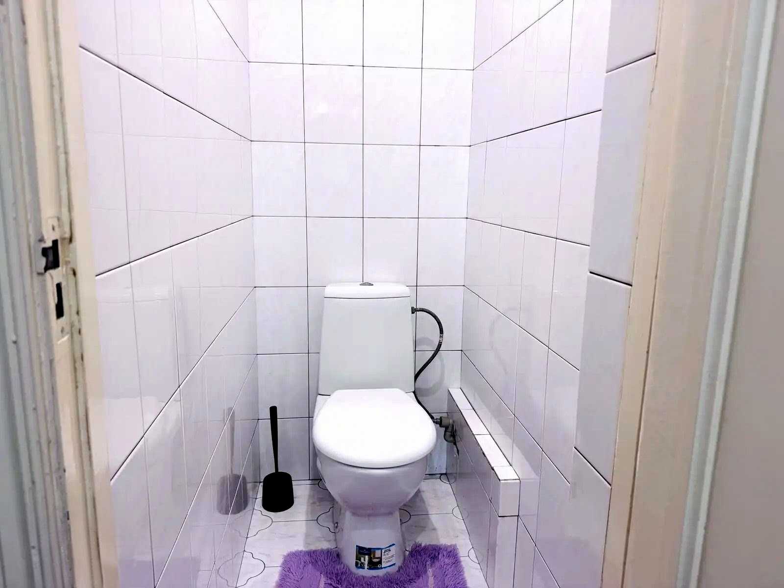 1878486535454353