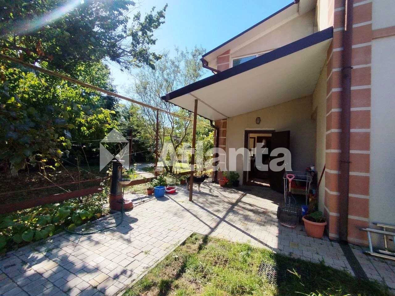 Дом по адресу ул. Центральная (площадь 216 м²) - imageAlt 18 Дом по адресу ул. Центральная (площадь 216 м²) - Atlanta.ua - imageAlt 18