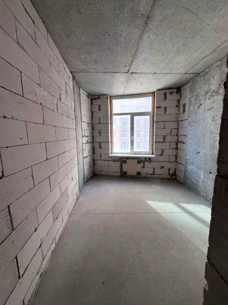 1878487571020094