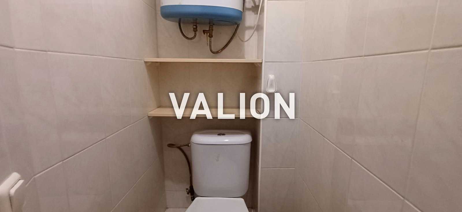 1878488659329176
