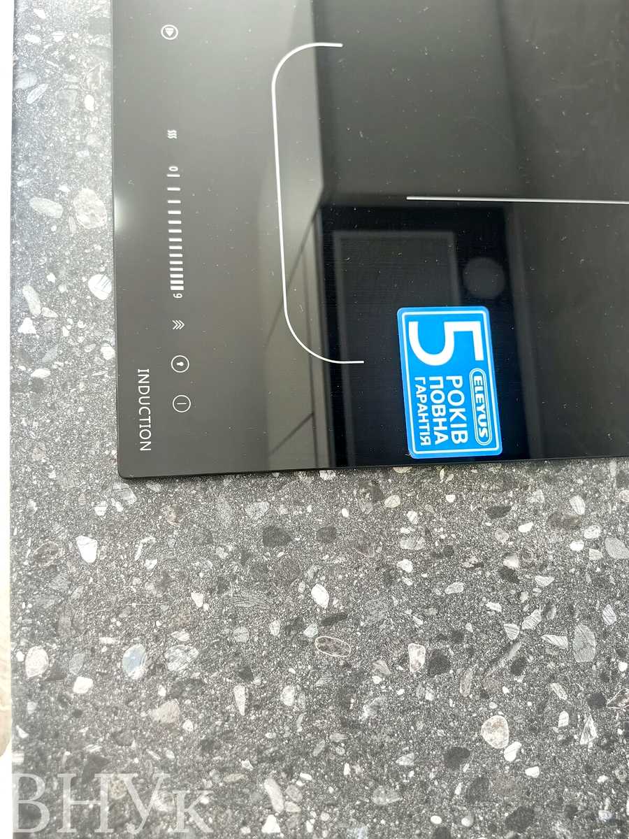 1878490473175931
