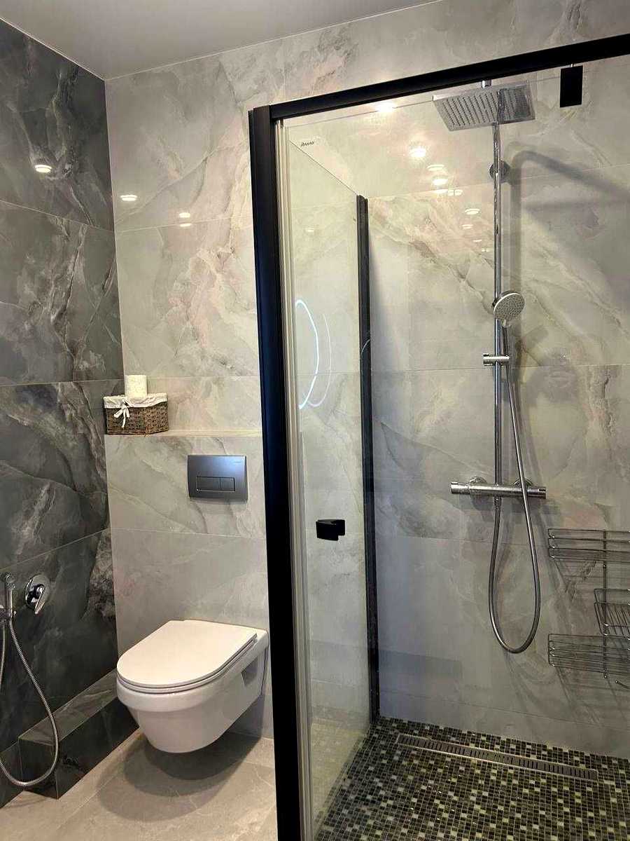 1878490933952417