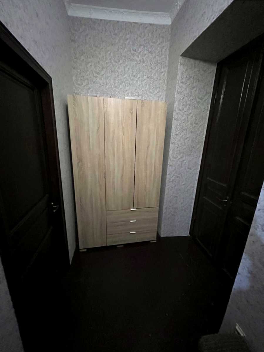 1878492894694605