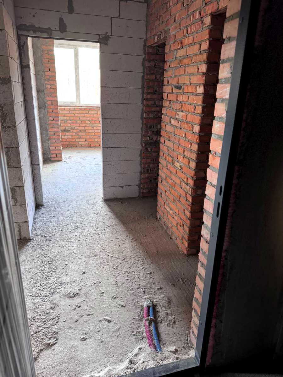1878493776145726