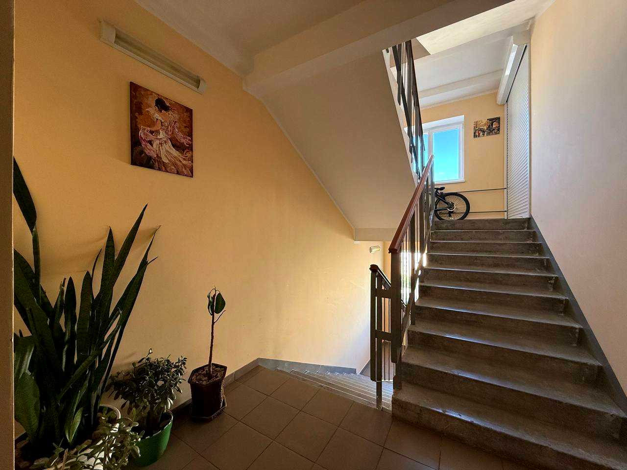1878494767498841