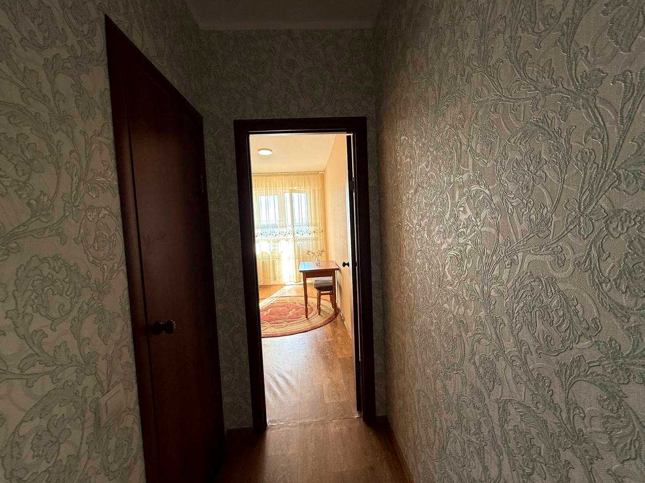 1878494785055176