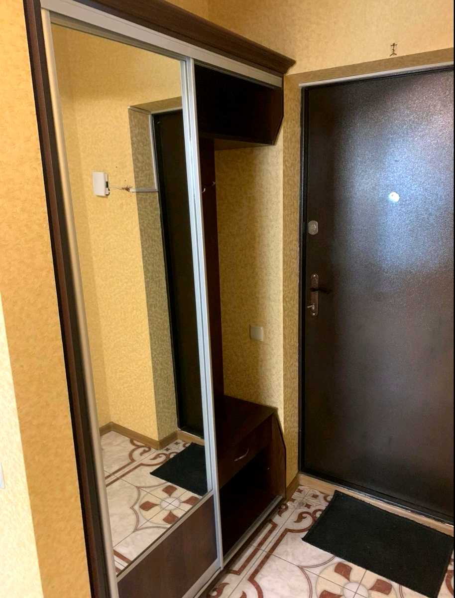 1878497732347441