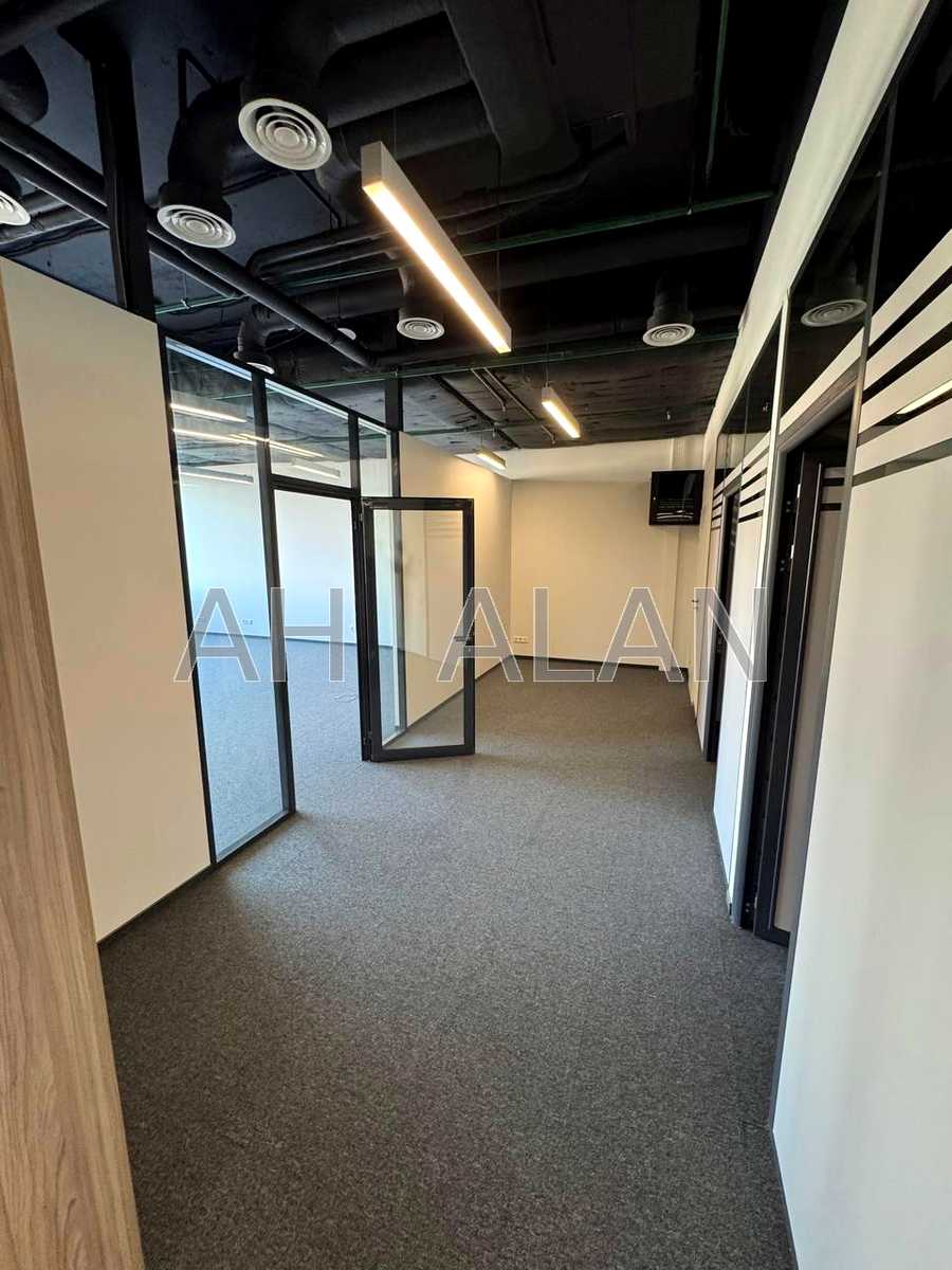 1878502132894947
