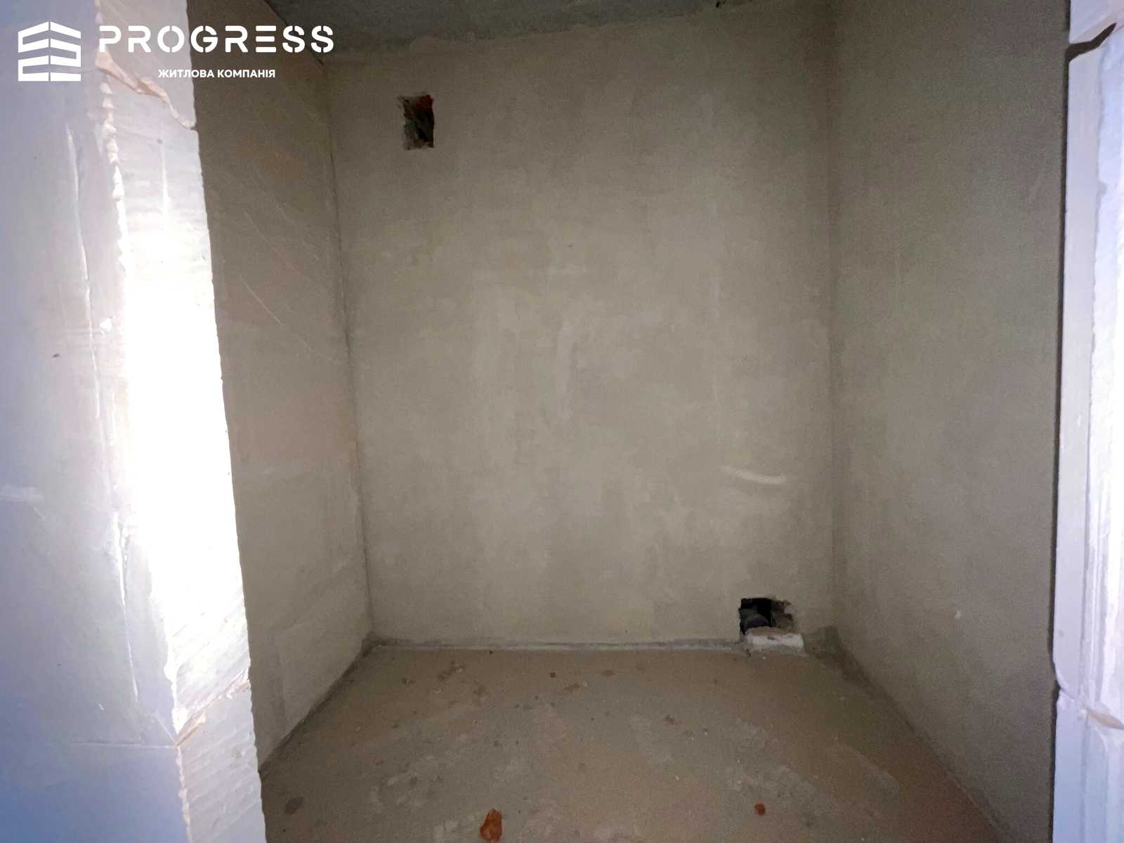 1878503443372299