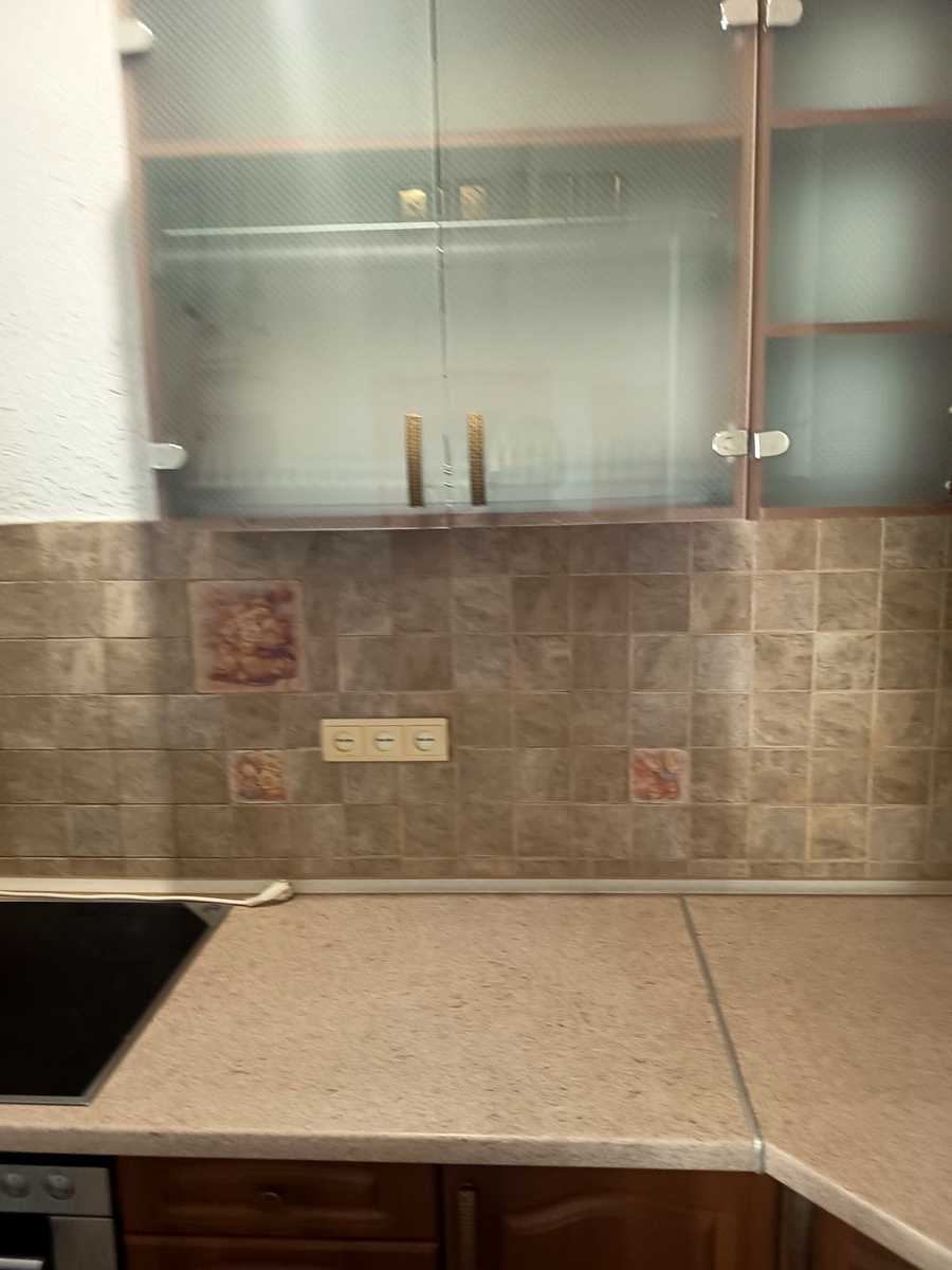 1878506752813454