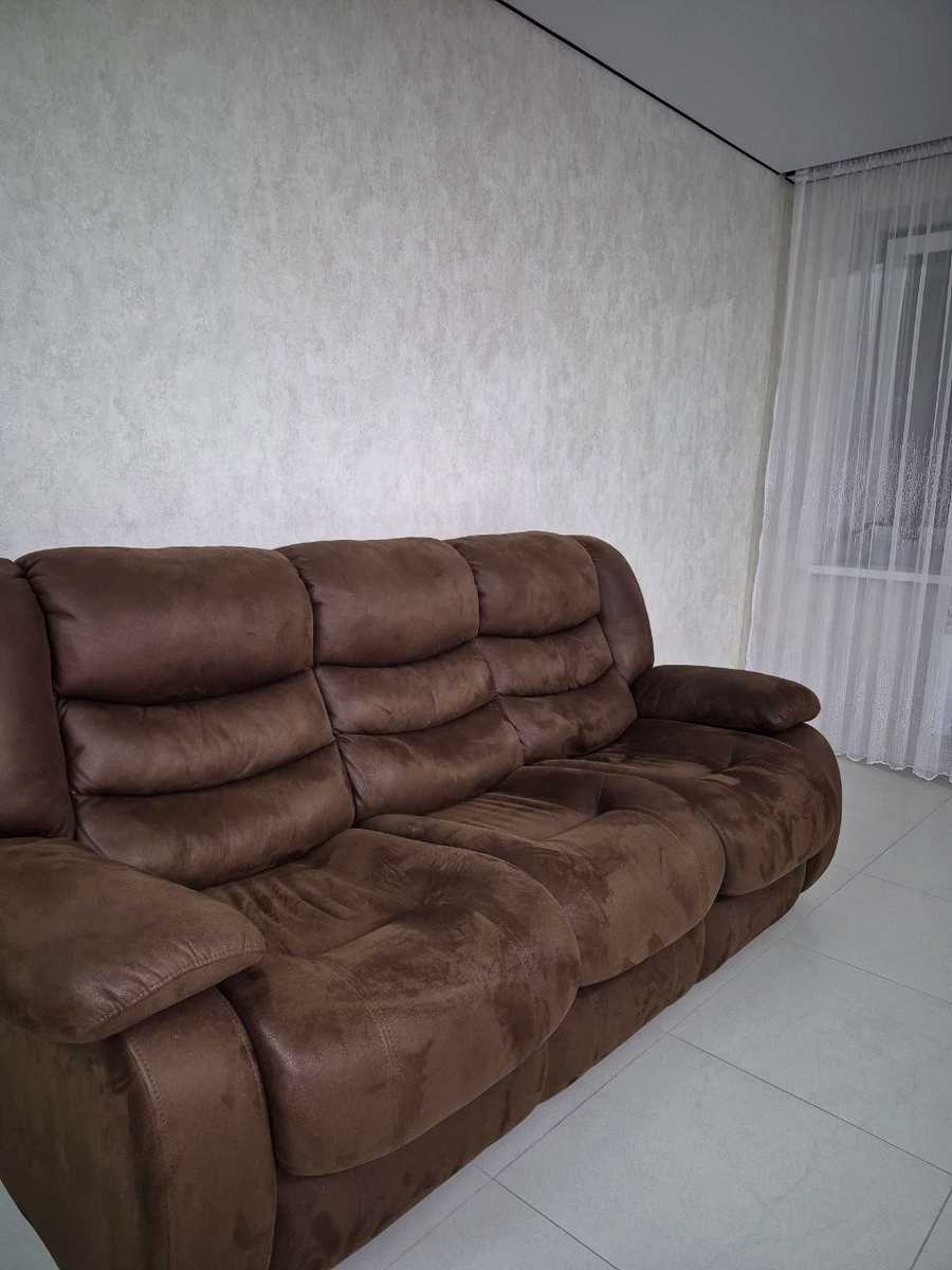 1878510372069211