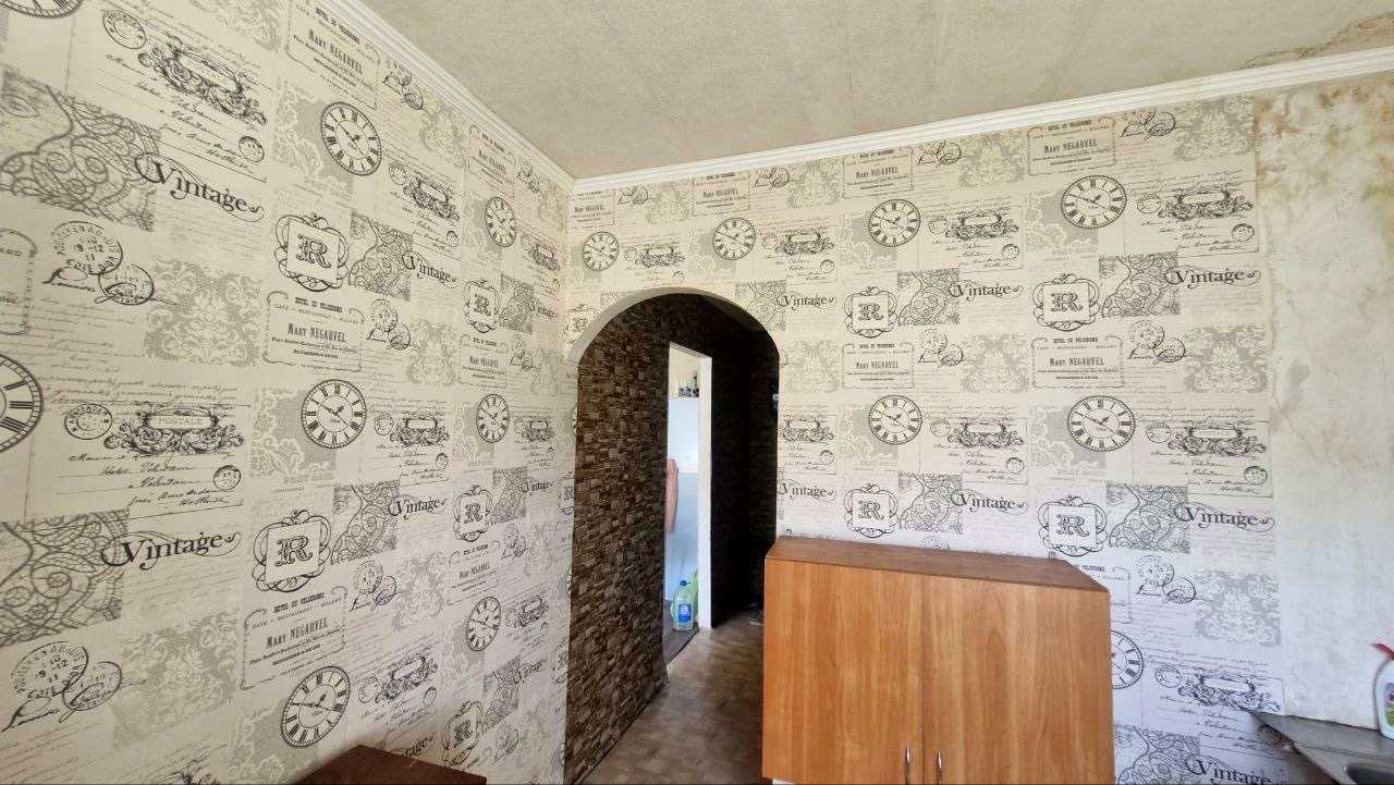 1878510789681152