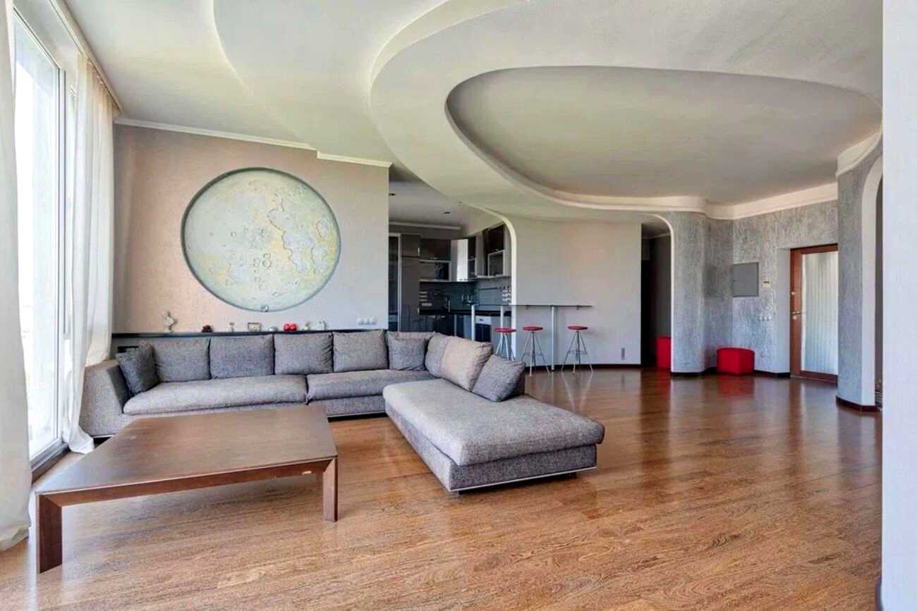 1878552961269372