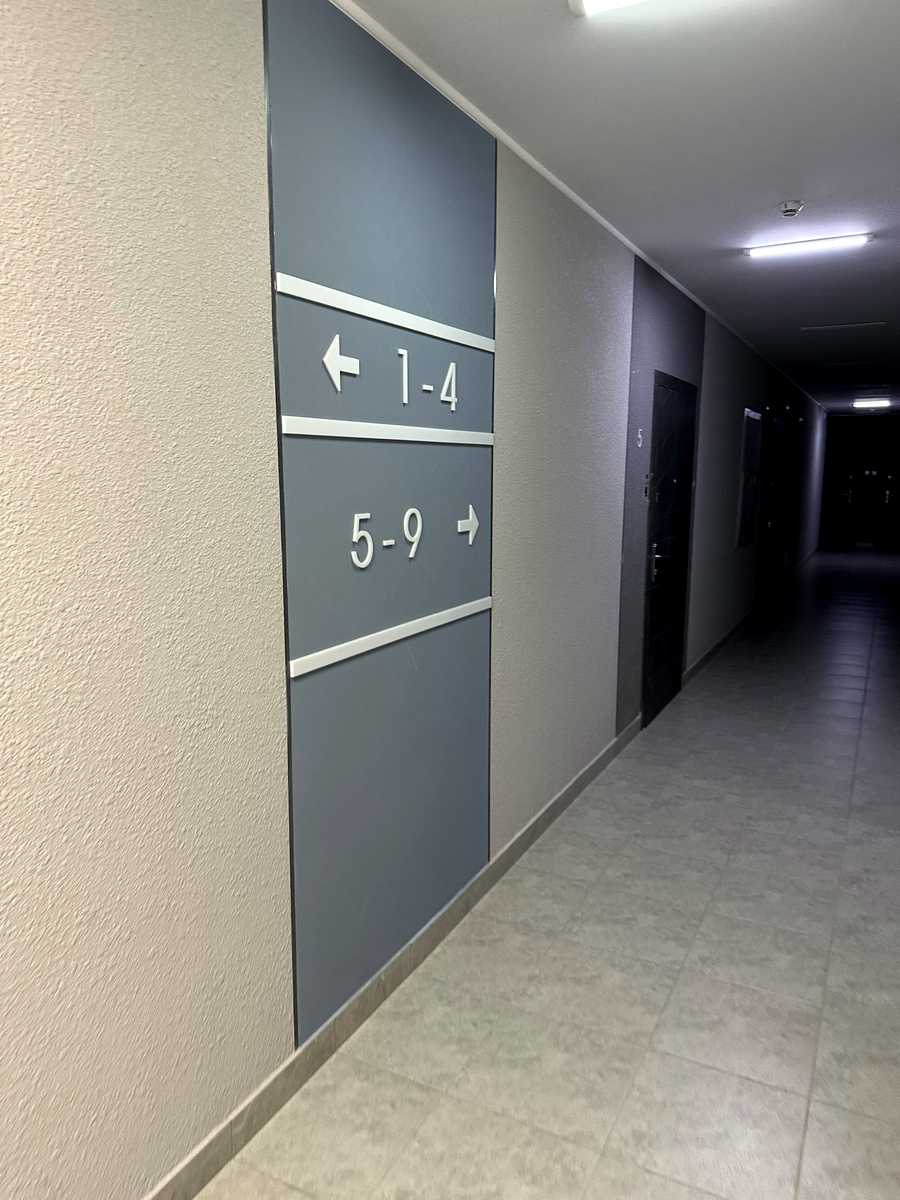 1878554078193855