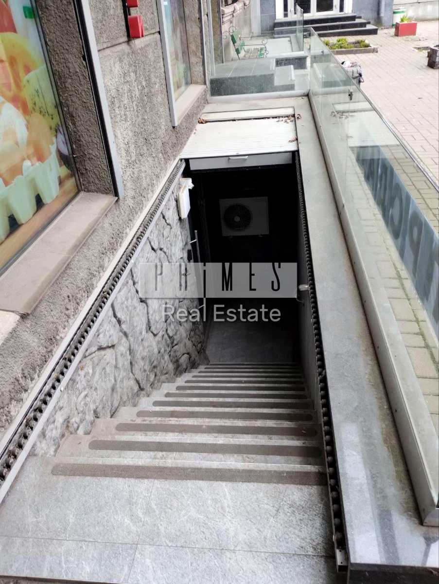 1878557797311008