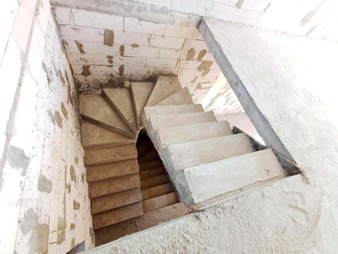 1878558771571530