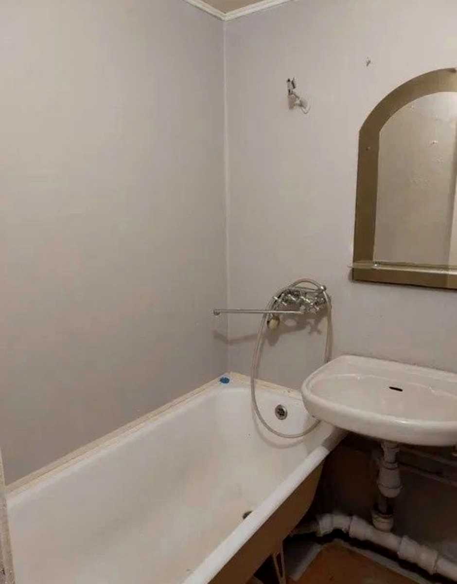 1878559741987919