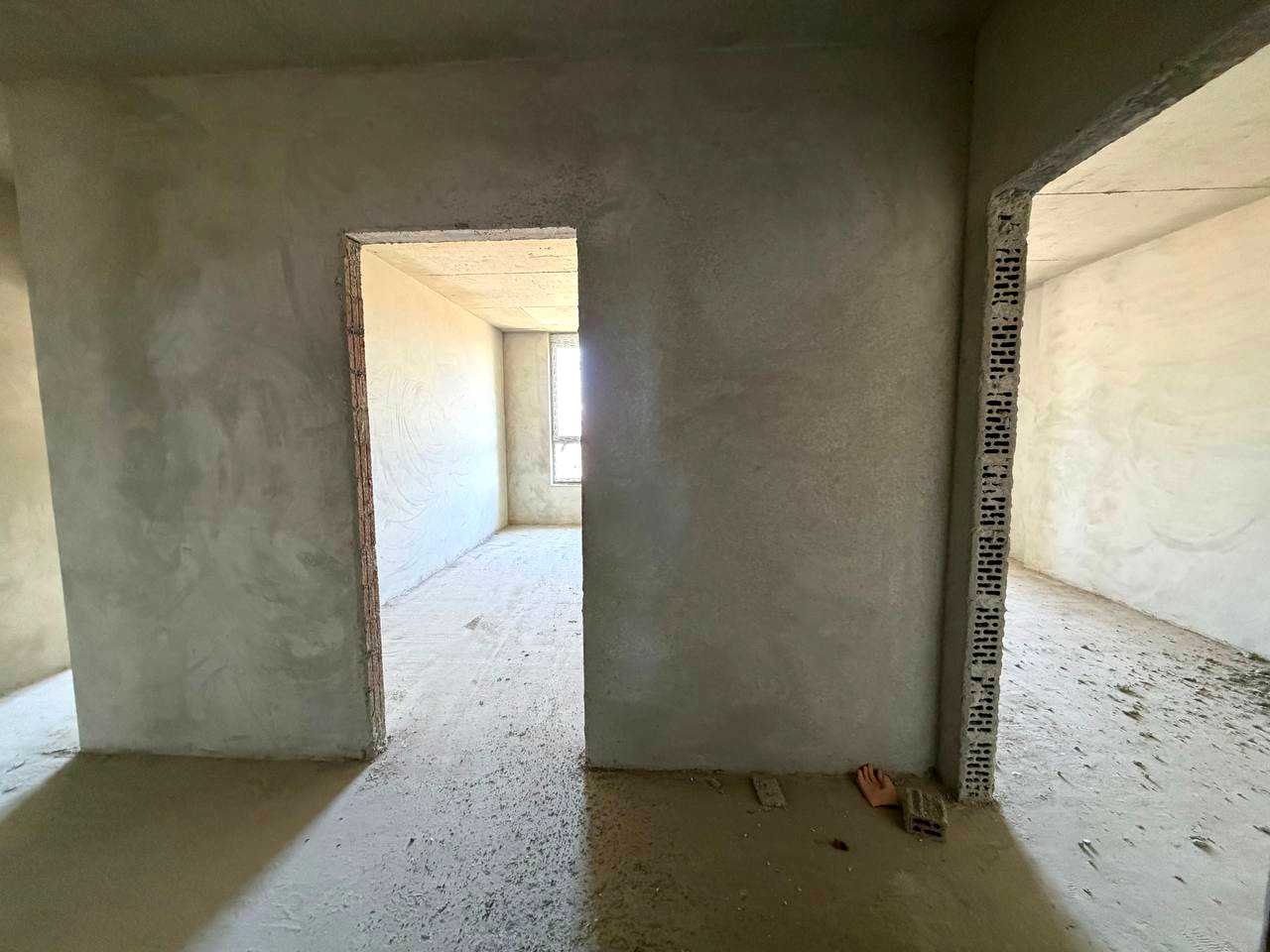 1878560377039569