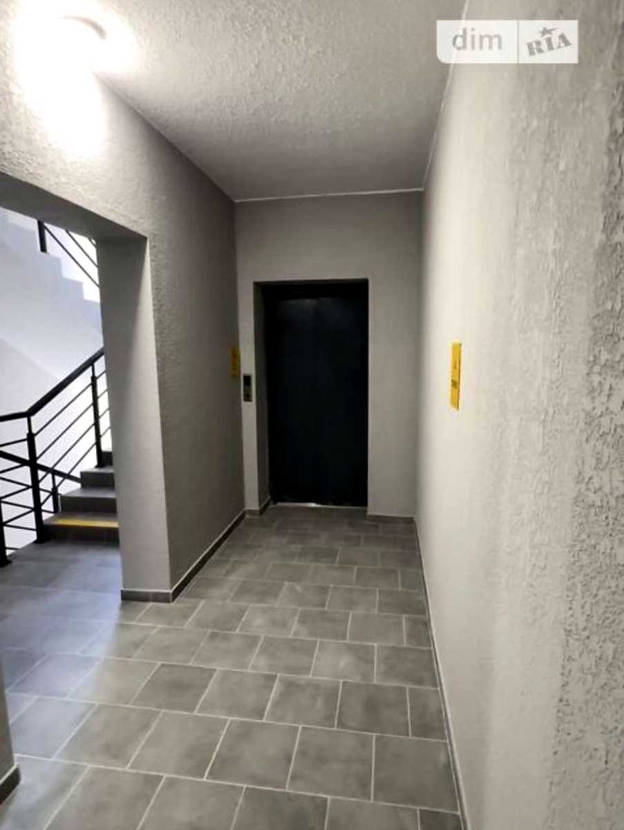 1878560527683715