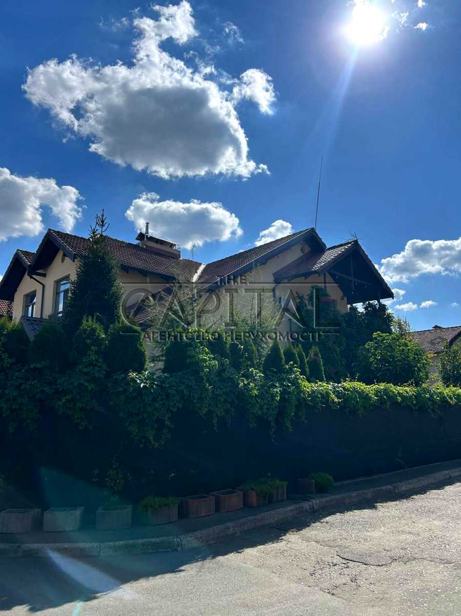 1878562409713328