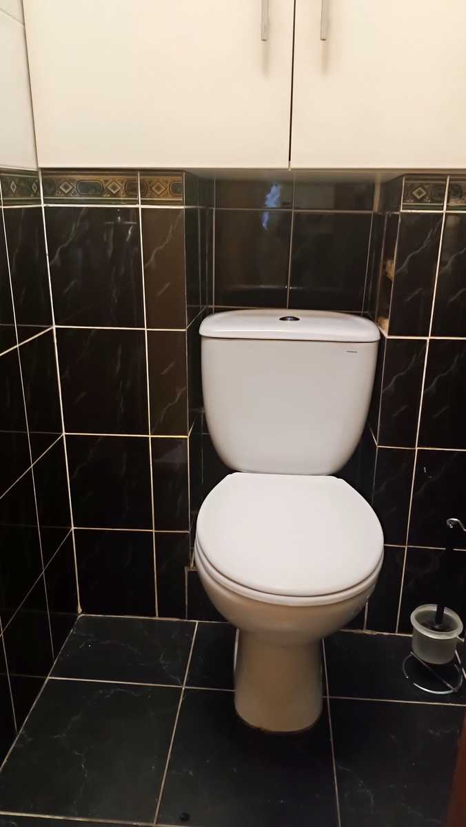 1878563188288624
