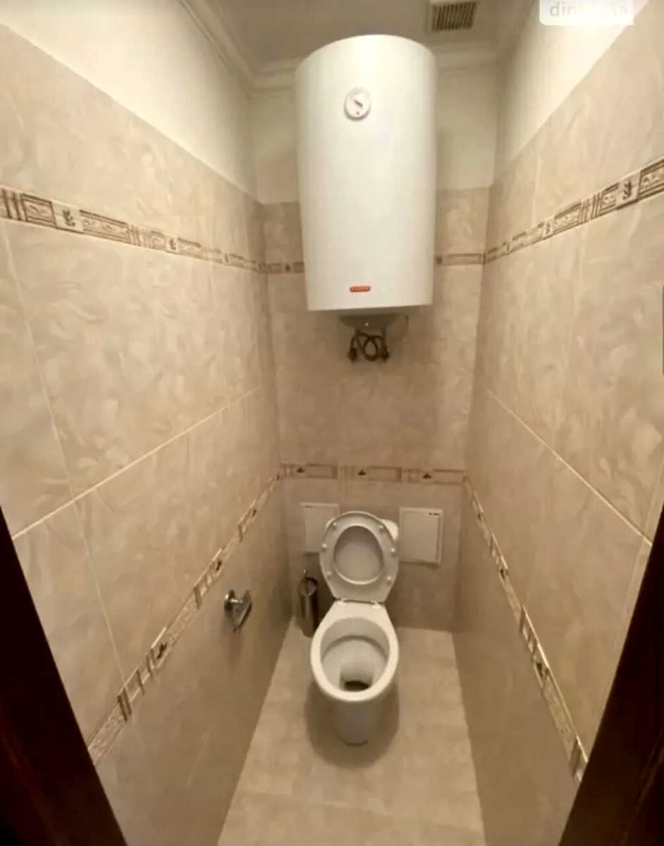 1878565083373537