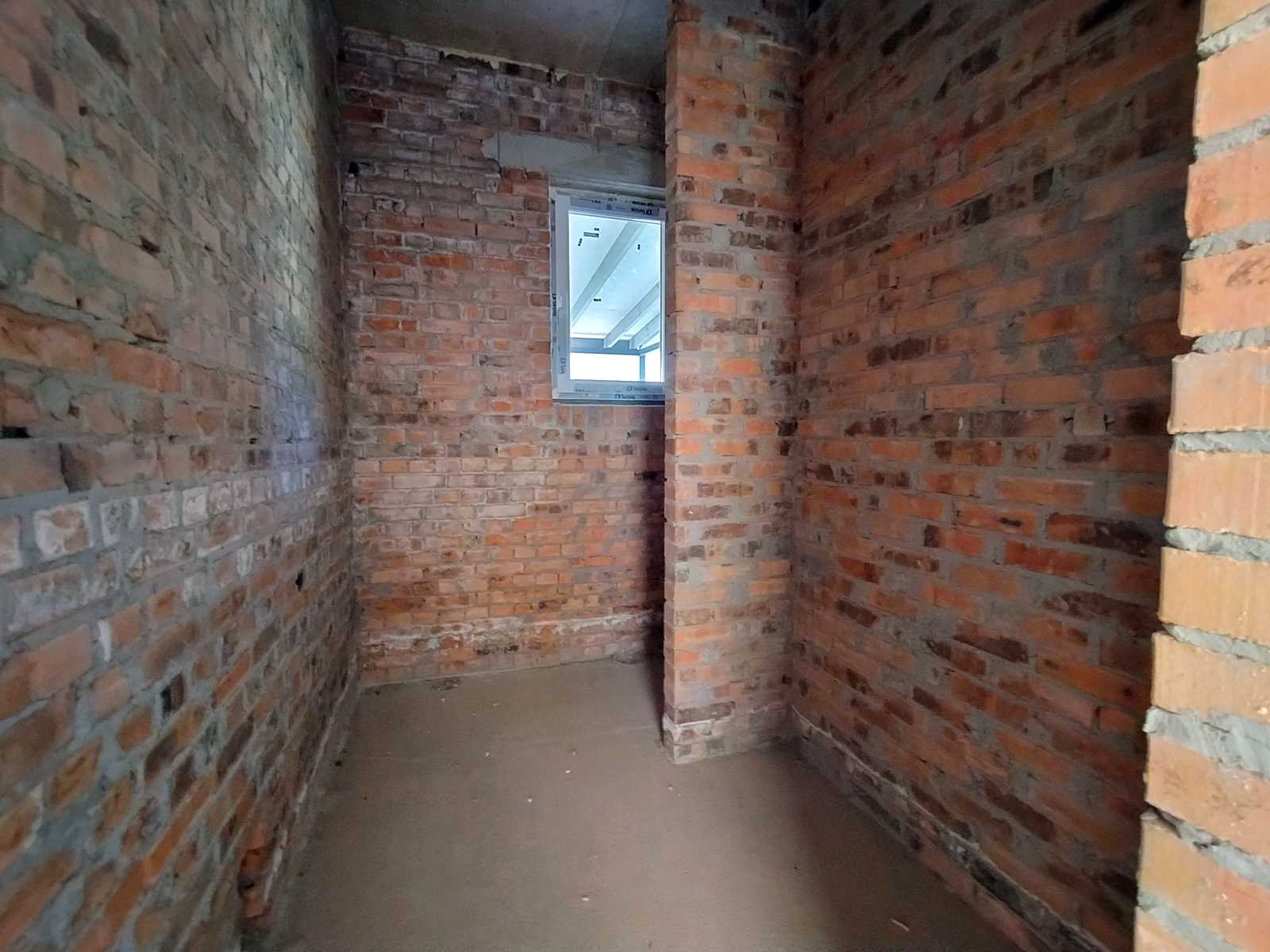 1878566119761779