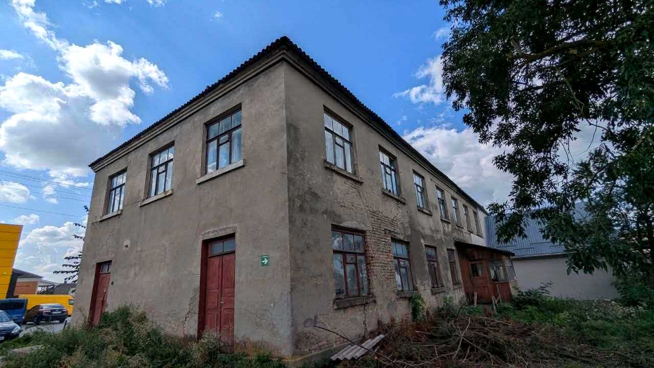 1878566284424961