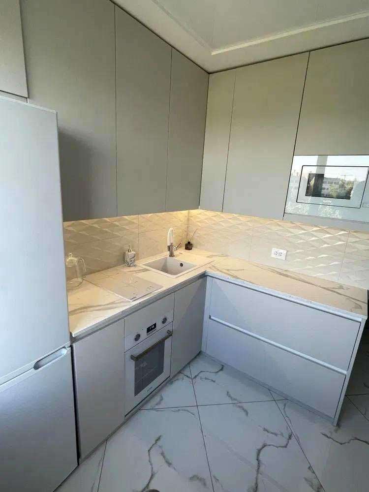 1878567119036726