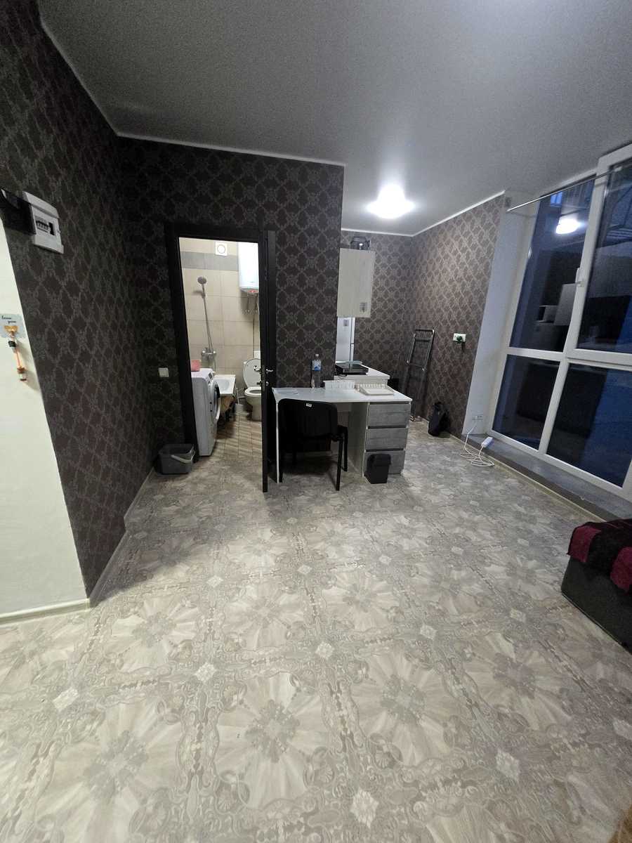1878568030923040