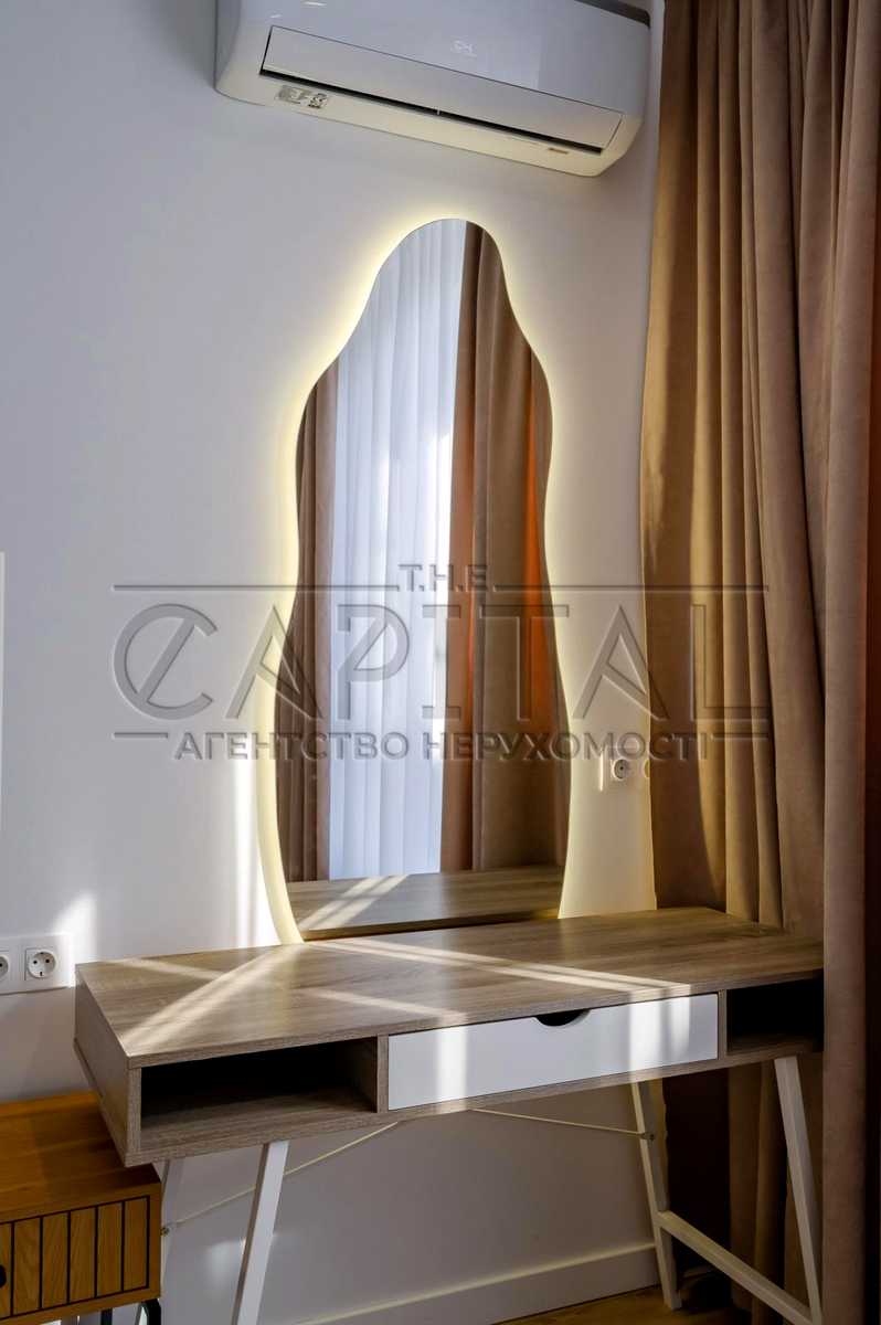 1878570357465378