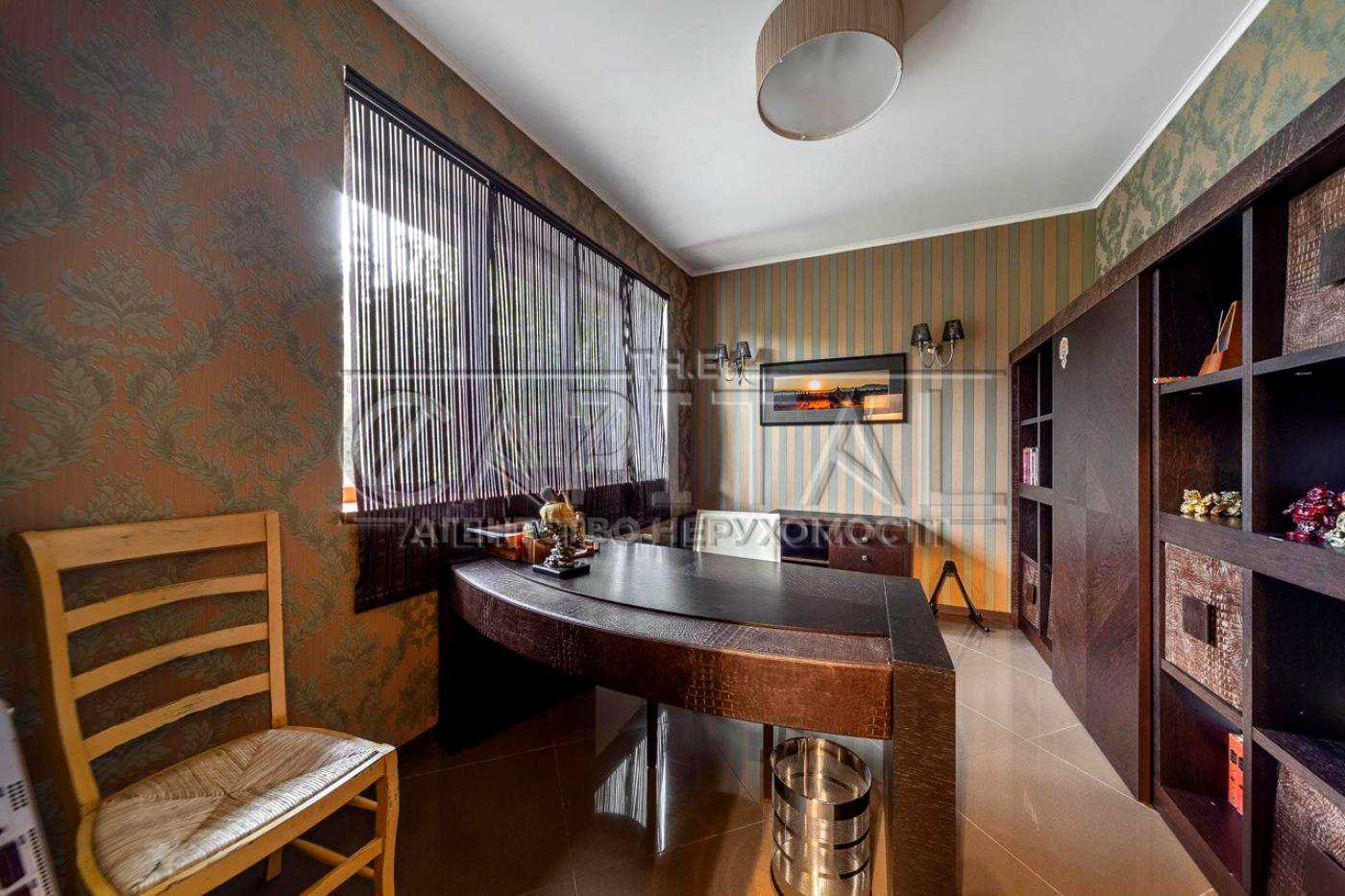 1878570622810684