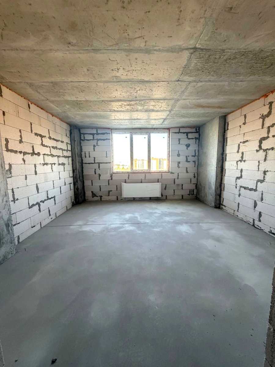 1878571247922386