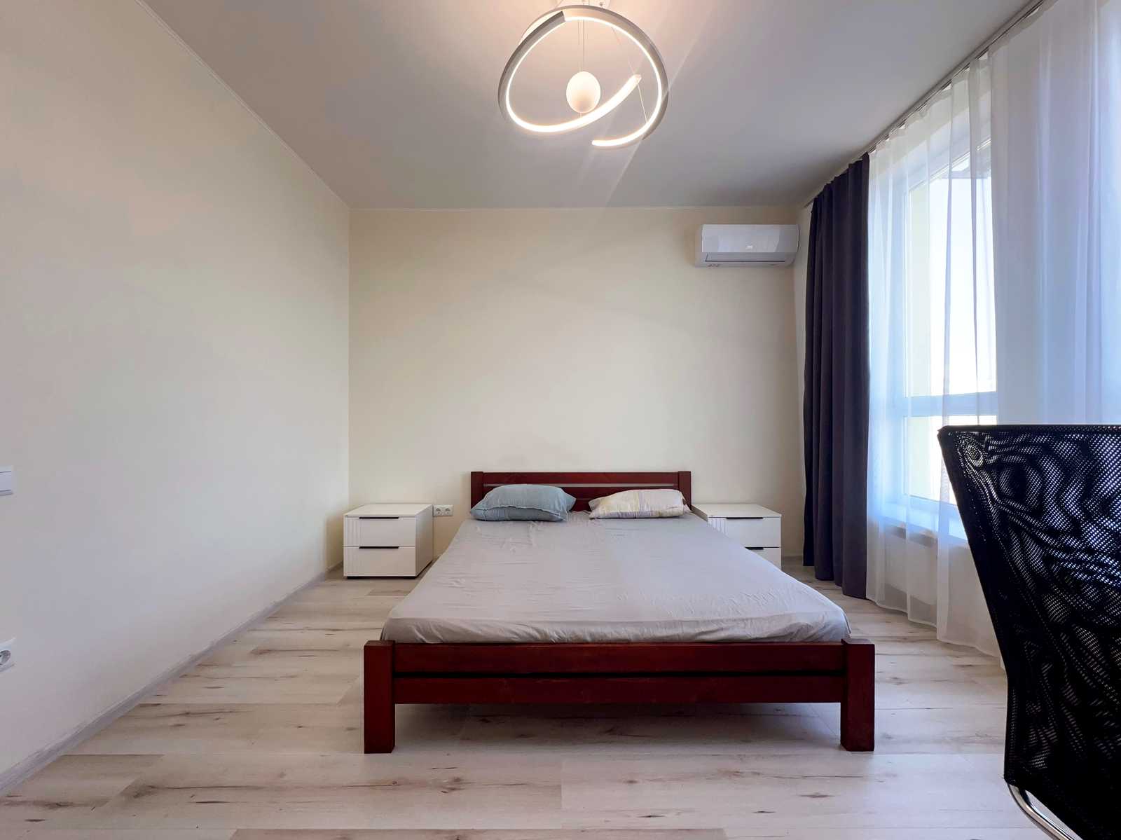 1878571586150042