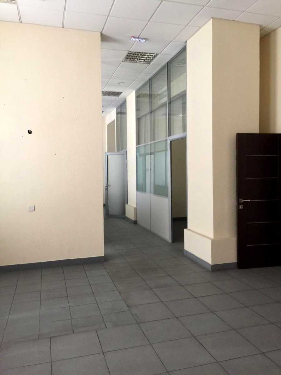 1878572404936757