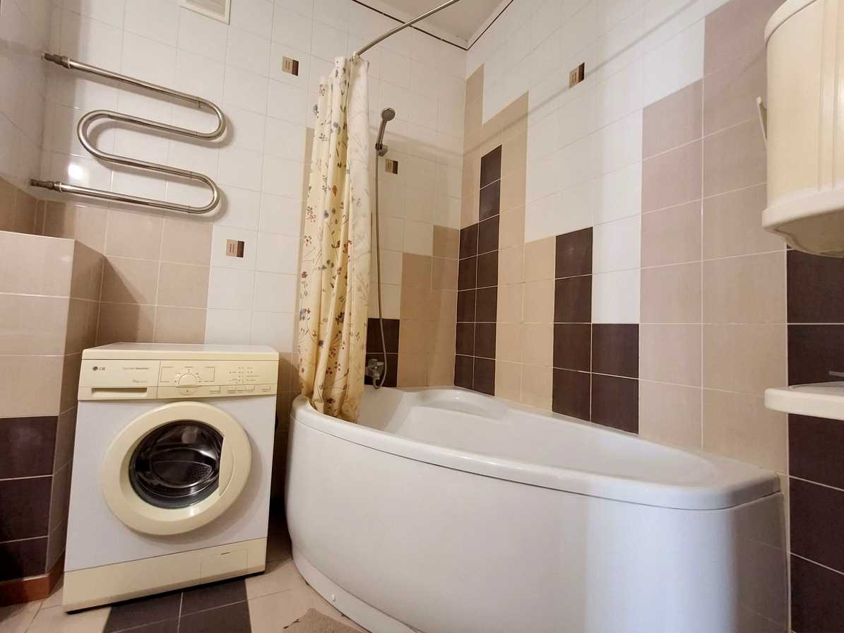1878573267968704