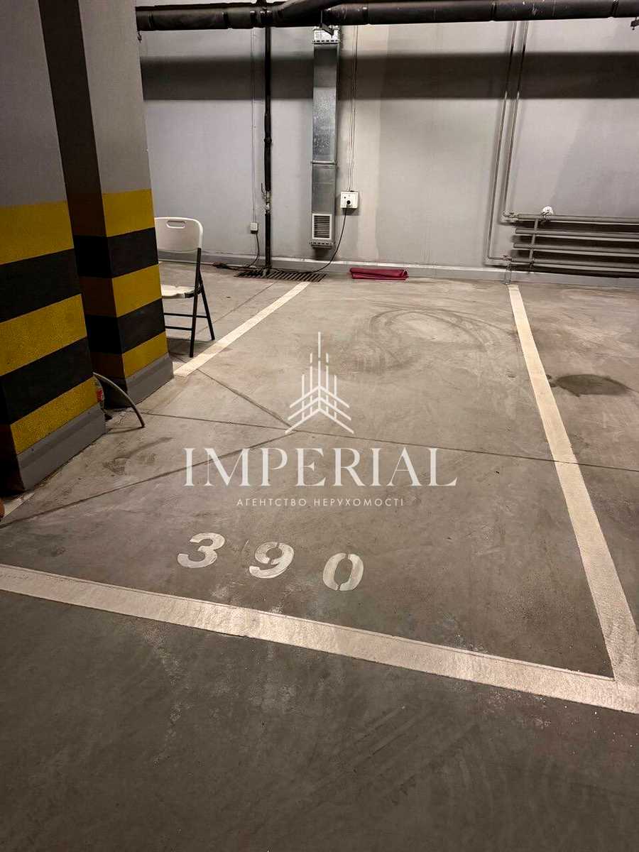 1878573318399799