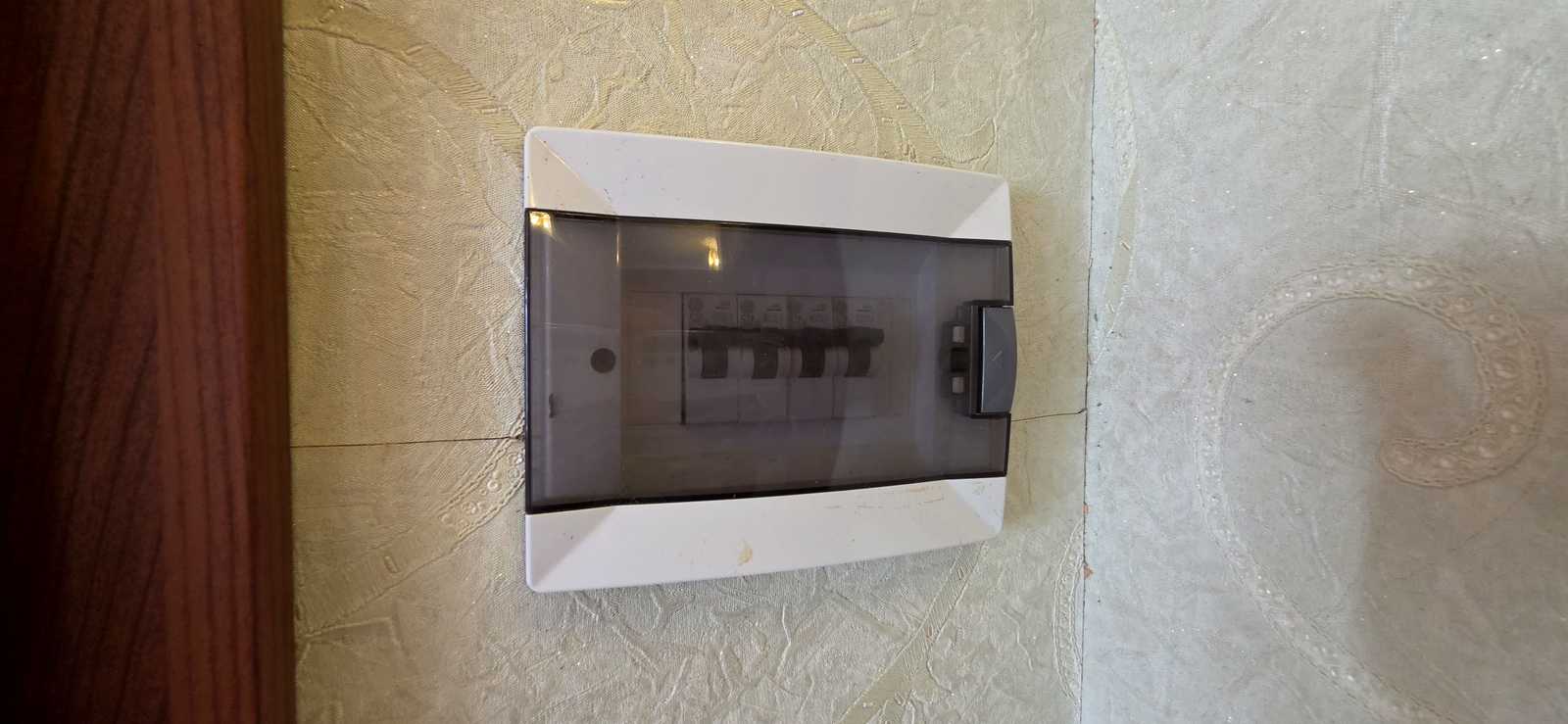 1878573319228043