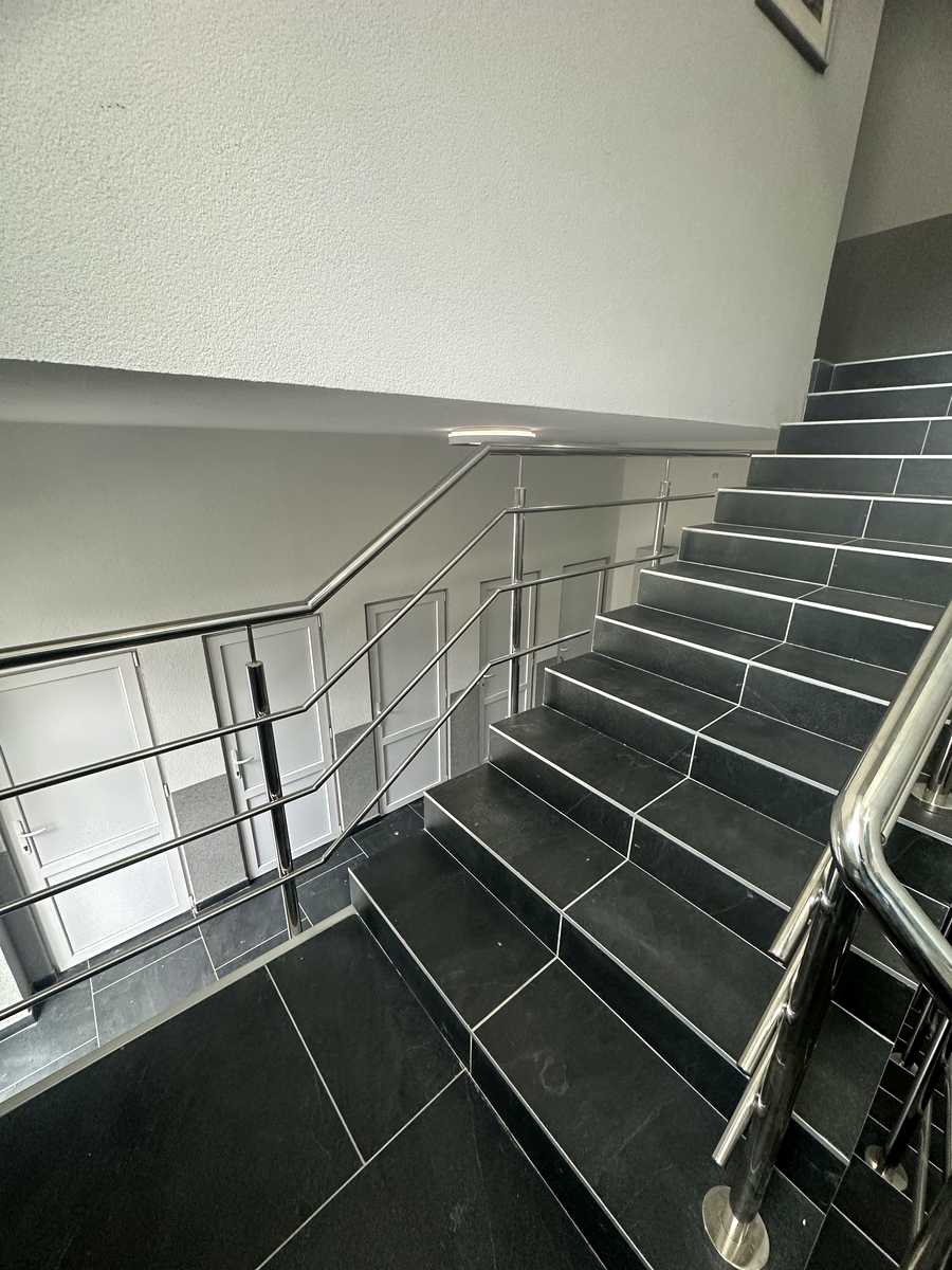 1878573363987032