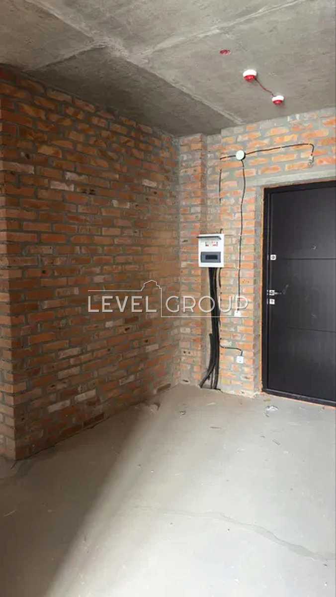 1878573939817248