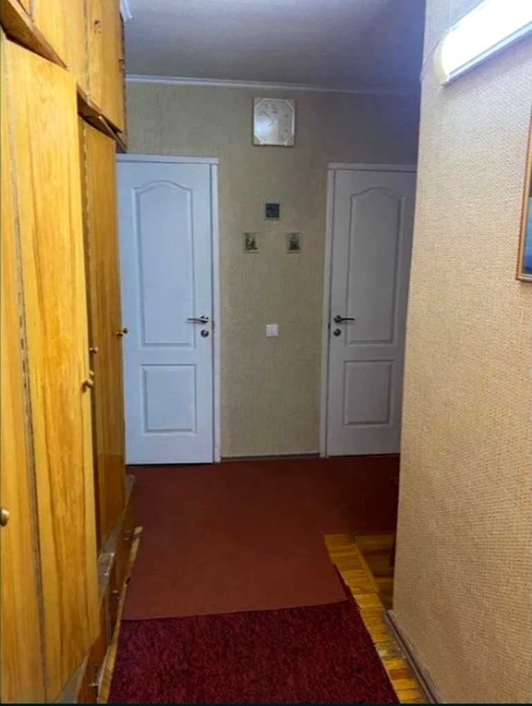 1878574772448136