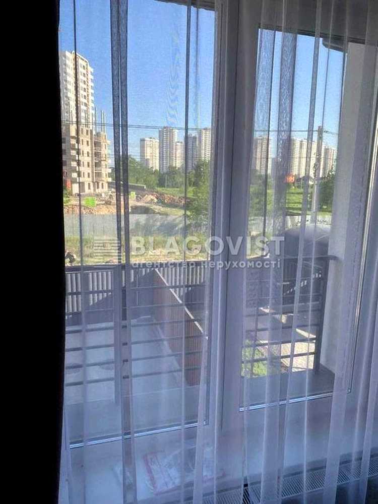 1878575422373751